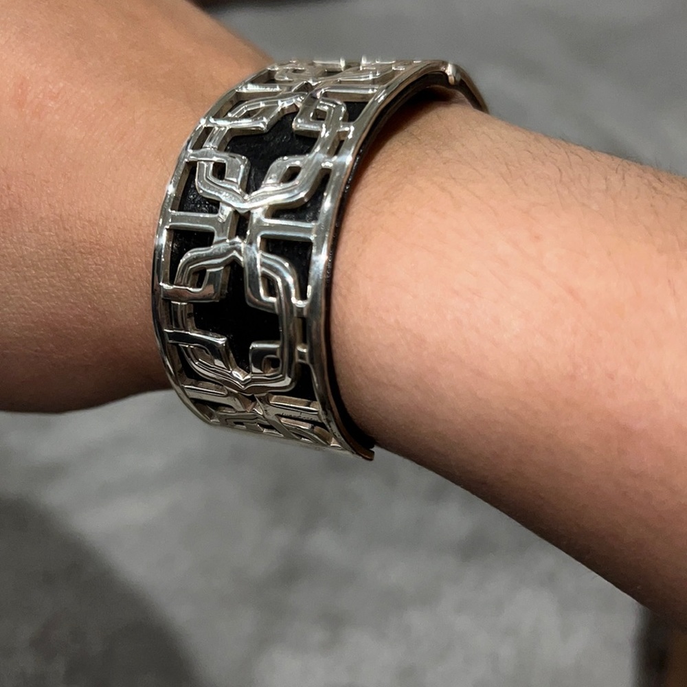 brighton reversible cuff w leather insert